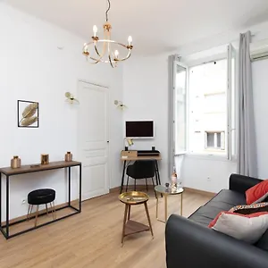  Appartement 2 Apartment, Near The Sea And Local Market